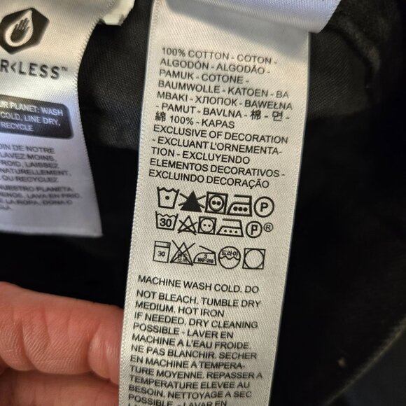 Levis Womens Grunge Emo High-Waisted Ribcage Ripped Mom Jeans Washed Black Size - Picture 4 of 11